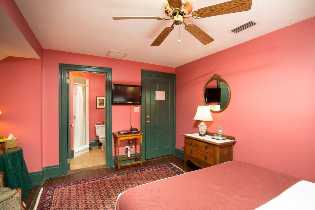 Spencer House Inn Saint Marys Phòng bức ảnh